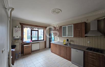 COLDWELL BANKER'DAN HARİKA KONUMLU 3 CEPHELİ GENİŞ 4+1 DAİRE