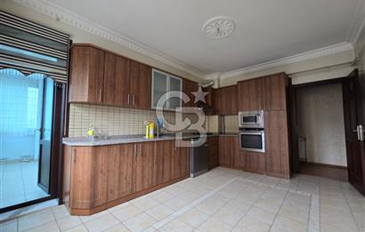 COLDWELL BANKER'DAN HARİKA KONUMLU 3 CEPHELİ GENİŞ 4+1 DAİRE