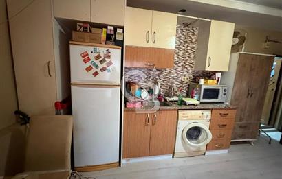 BORNOVA MEVLANA MAHALLESİ'NDE SATILIK STÜDYO DAİRE