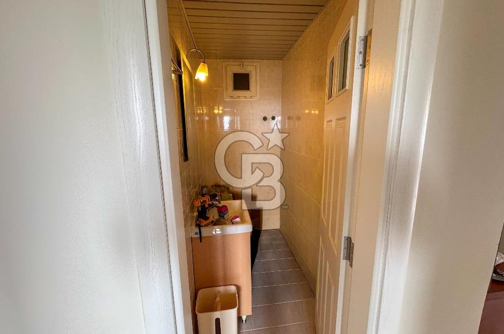 Lara Acısu Sitesinde Havuz Manzaralı Satılık 3+1 Daire