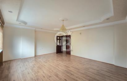 COLDWELL BANKER'DAN HARİKA KONUMLU 3 CEPHELİ GENİŞ 4+1 DAİRE