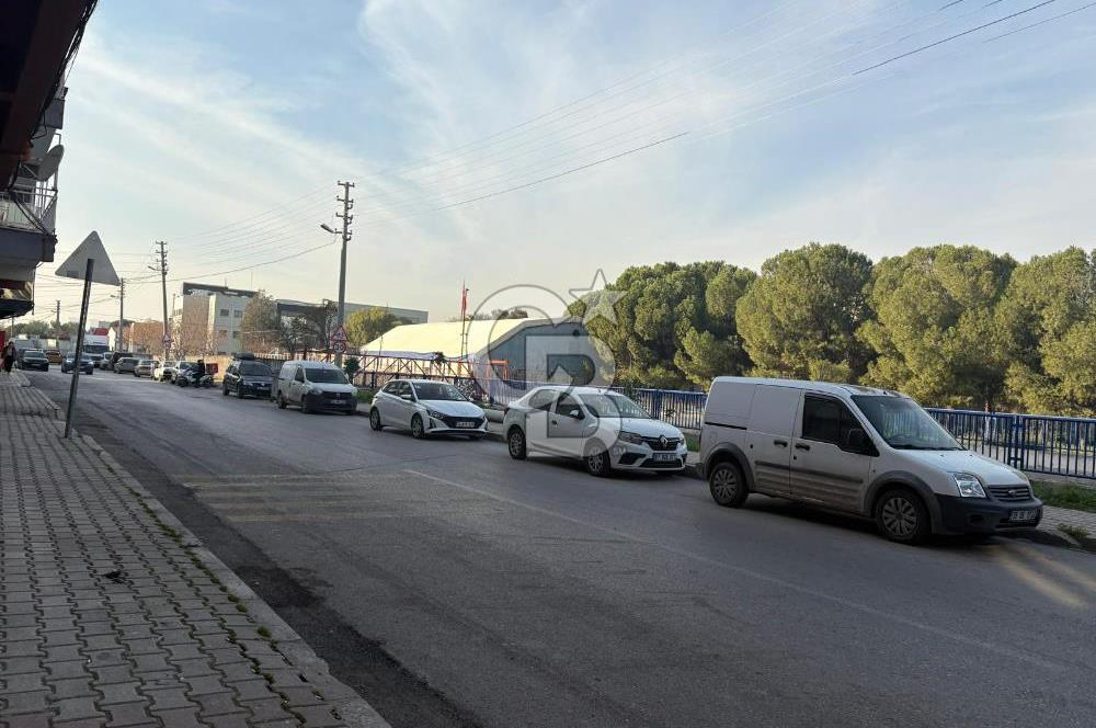 BORNOVA MEVLANA MAHALLESİ'NDE SATILIK STÜDYO DAİRE