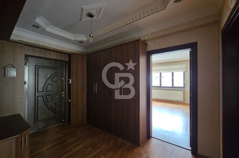 COLDWELL BANKER'DAN HARİKA KONUMLU 3 CEPHELİ GENİŞ 4+1 DAİRE