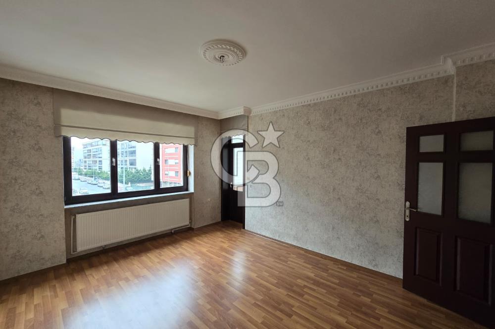 COLDWELL BANKER'DAN HARİKA KONUMLU 3 CEPHELİ GENİŞ 4+1 DAİRE