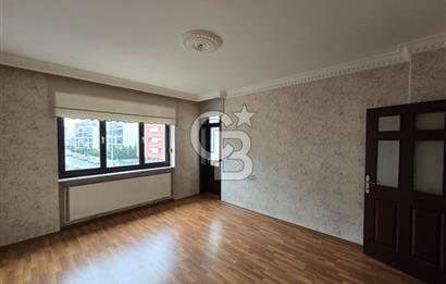 COLDWELL BANKER'DAN HARİKA KONUMLU 3 CEPHELİ GENİŞ 4+1 DAİRE