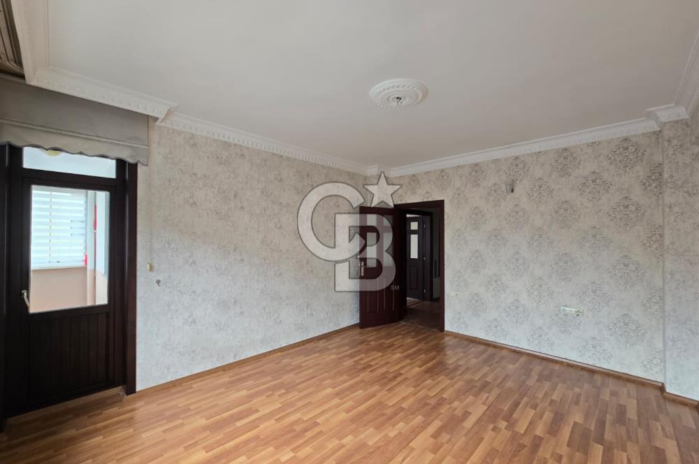 COLDWELL BANKER'DAN HARİKA KONUMLU 3 CEPHELİ GENİŞ 4+1 DAİRE