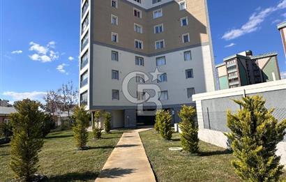 Güzeloba Turizm yolu üzerinde 1+1 Kiralık Daire