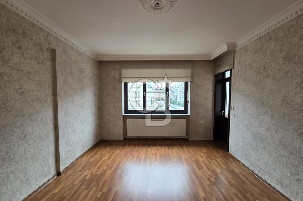 COLDWELL BANKER'DAN HARİKA KONUMLU 3 CEPHELİ GENİŞ 4+1 DAİRE