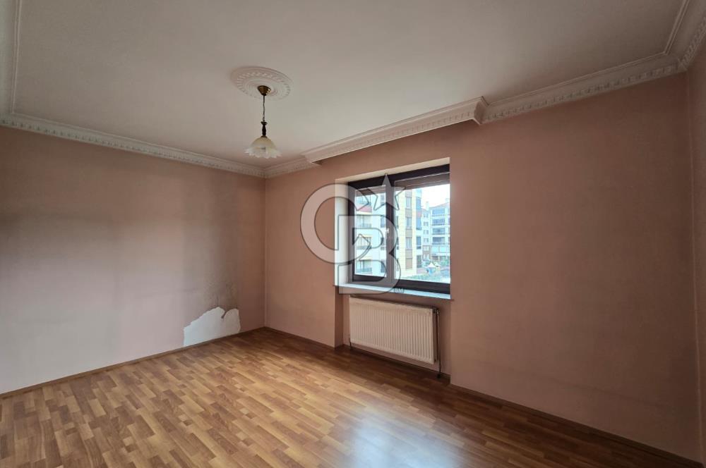 COLDWELL BANKER'DAN HARİKA KONUMLU 3 CEPHELİ GENİŞ 4+1 DAİRE