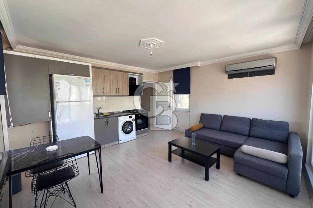 Güzeloba Turizm yolu üzerinde 1+1 Kiralık Daire