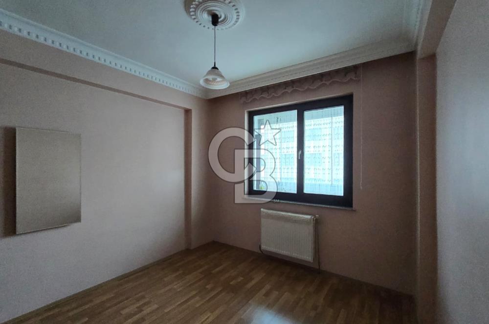 COLDWELL BANKER'DAN HARİKA KONUMLU 3 CEPHELİ GENİŞ 4+1 DAİRE