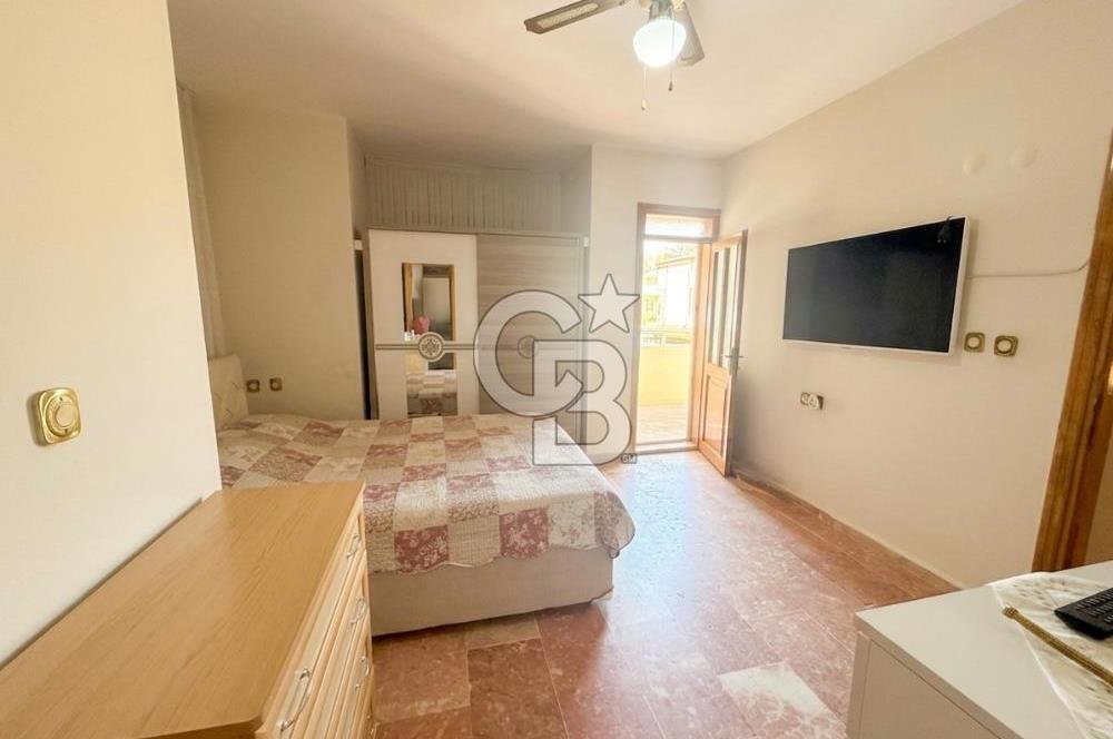 Denize Yürüme Mesafesinde, Geniş Bahçeli Müstakil Villa