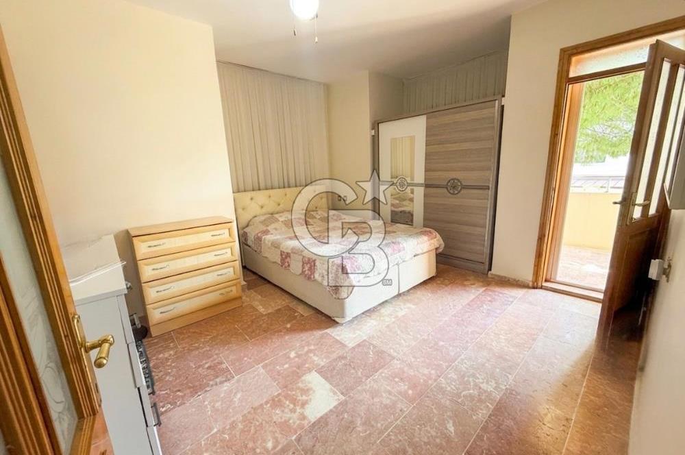 Denize Yürüme Mesafesinde, Geniş Bahçeli Müstakil Villa