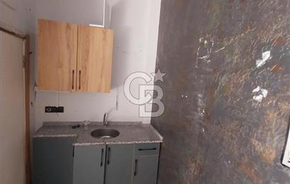 Ticari Ruhsatlı Hazır Kiracılı Satılık Dükkan