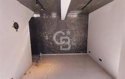 Ticari Ruhsatlı Hazır Kiracılı Satılık Dükkan