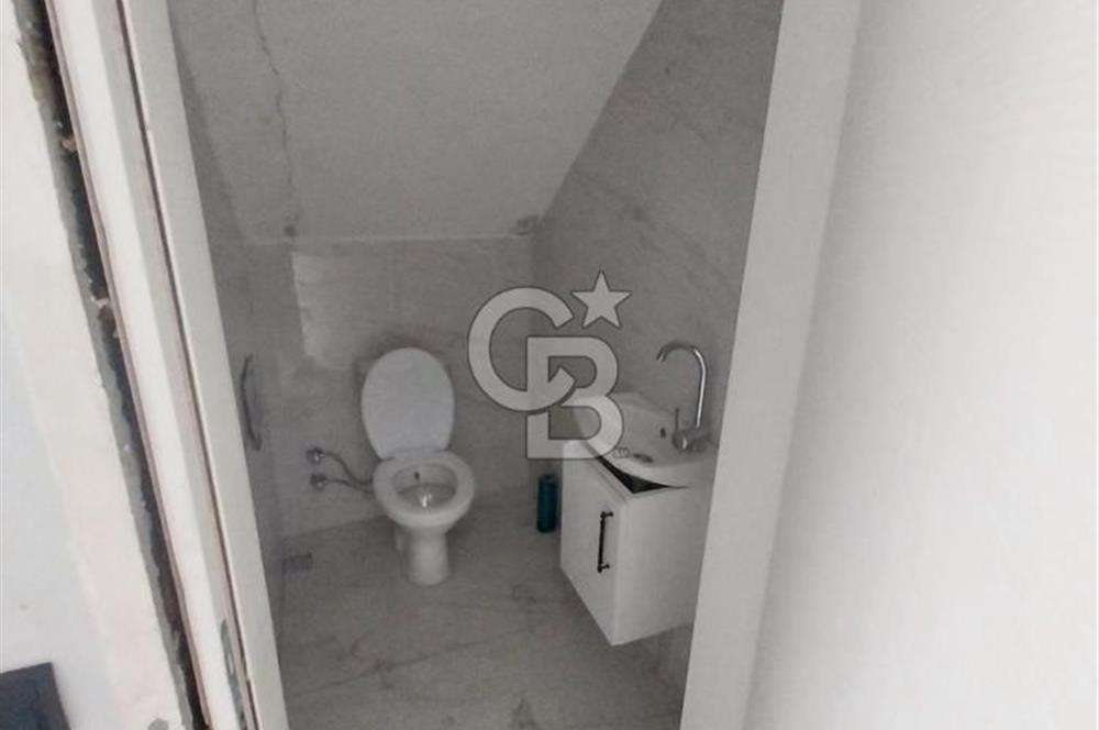 Ticari Ruhsatlı Hazır Kiracılı Satılık Dükkan