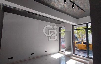 Ticari Ruhsatlı Hazır Kiracılı Satılık Dükkan