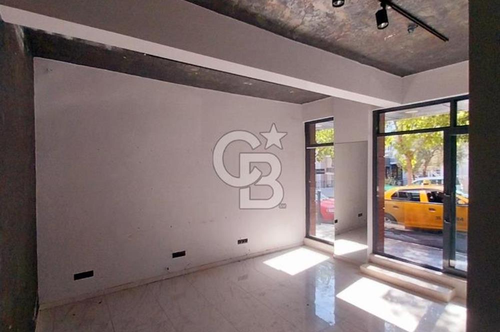 Ticari Ruhsatlı Hazır Kiracılı Satılık Dükkan