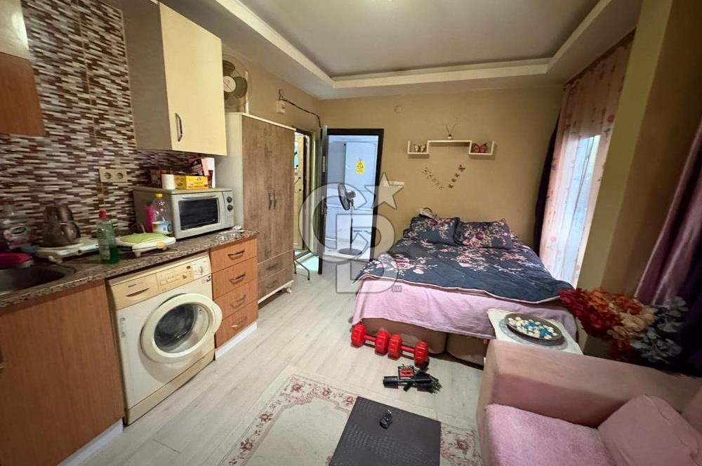 BORNOVA MEVLANA MAHALLESİ'NDE SATILIK STÜDYO DAİRE