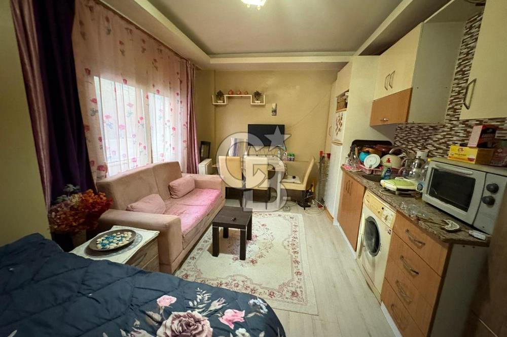BORNOVA MEVLANA MAHALLESİ'NDE SATILIK STÜDYO DAİRE