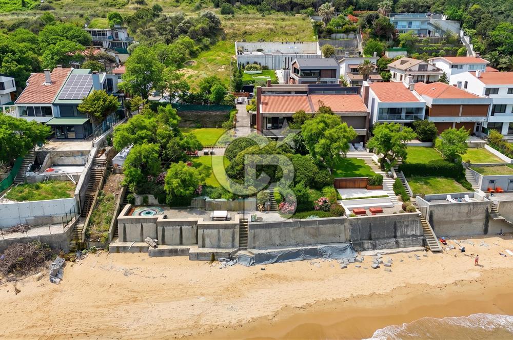 Sarıyer, Kısırkayada Güvenlikli Sitede Denize Sıfır Villa