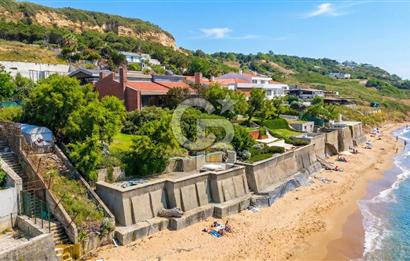 Sarıyer, Kısırkayada Güvenlikli Sitede Denize Sıfır Villa