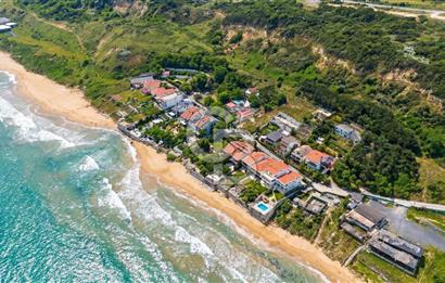 Sarıyer, Kısırkayada Güvenlikli Sitede Denize Sıfır Villa