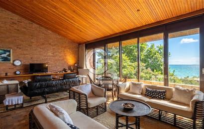 Sarıyer, Kısırkayada Güvenlikli Sitede Denize Sıfır Villa