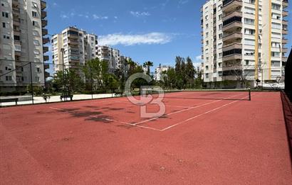 Lara Acısu Sitesinde Havuz Manzaralı Satılık 3+1 Daire