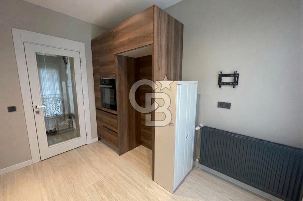 Suadiye Sahilde Havuzlu Binada SATILIK 3+1