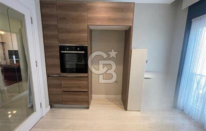 Suadiye Sahilde Havuzlu Binada SATILIK 3+1