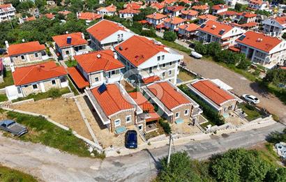 DATÇA MAHALLESİNDE DOGA MANZARALI ÜST KAT SATILIK 1+1 DAİRE 