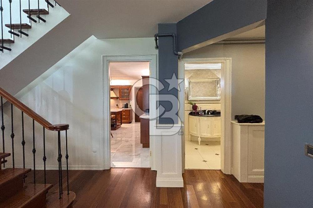 Suadiye Pembegül Sokak Yalı Parseli 4+1 Kiralık Daire Eşyalı Lüks