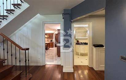 Suadiye Pembegül Sokak Yalı Parseli 4+1 Kiralık Daire Eşyalı Lüks