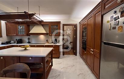 Suadiye Pembegül Sokak Yalı Parseli 4+1 Kiralık Daire Eşyalı Lüks