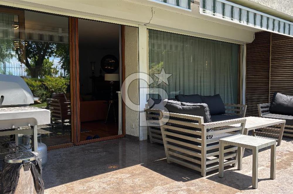 Suadiye Pembegül Sokak Yalı Parseli 4+1 Kiralık Daire Eşyalı Lüks