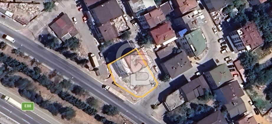 Sultanbeyli ahmet yesevi'de satılık ticari+konut arsa