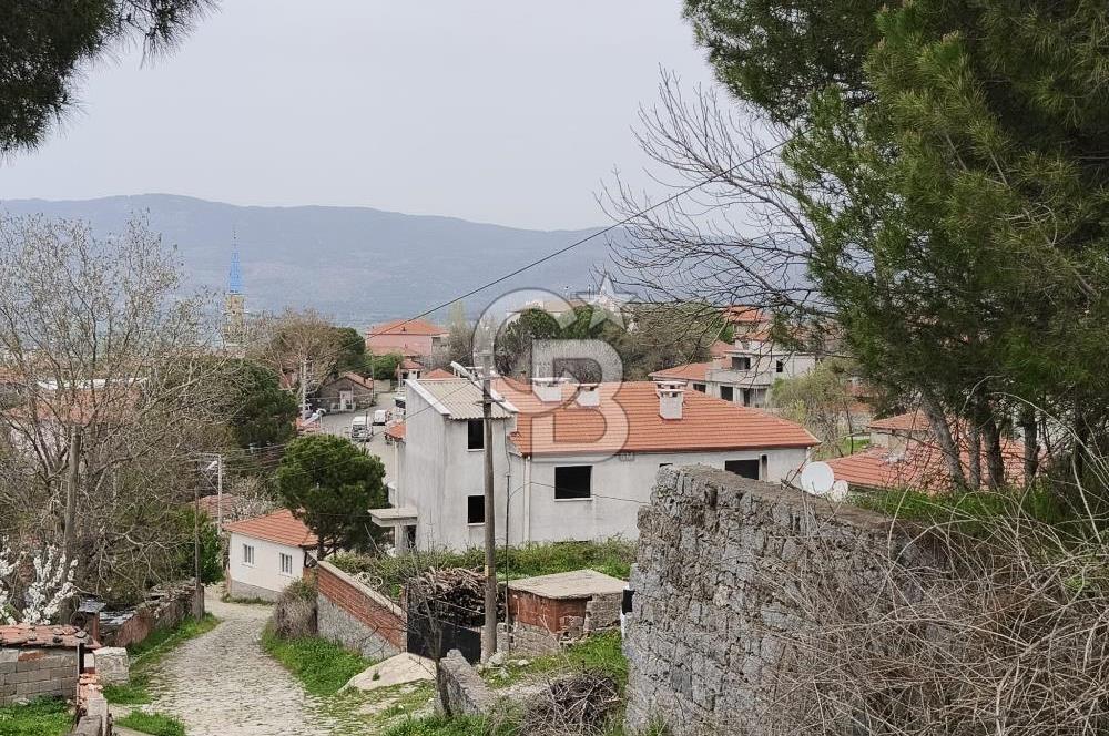 İZMİR BERGAMA KOZAK KARAVELİLERDE 441m² ARSA MÜSTAKİL EV