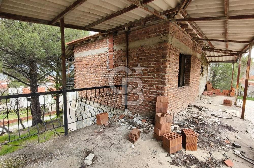 İZMİR BERGAMA KOZAK KARAVELİLERDE 441m² ARSA MÜSTAKİL EV