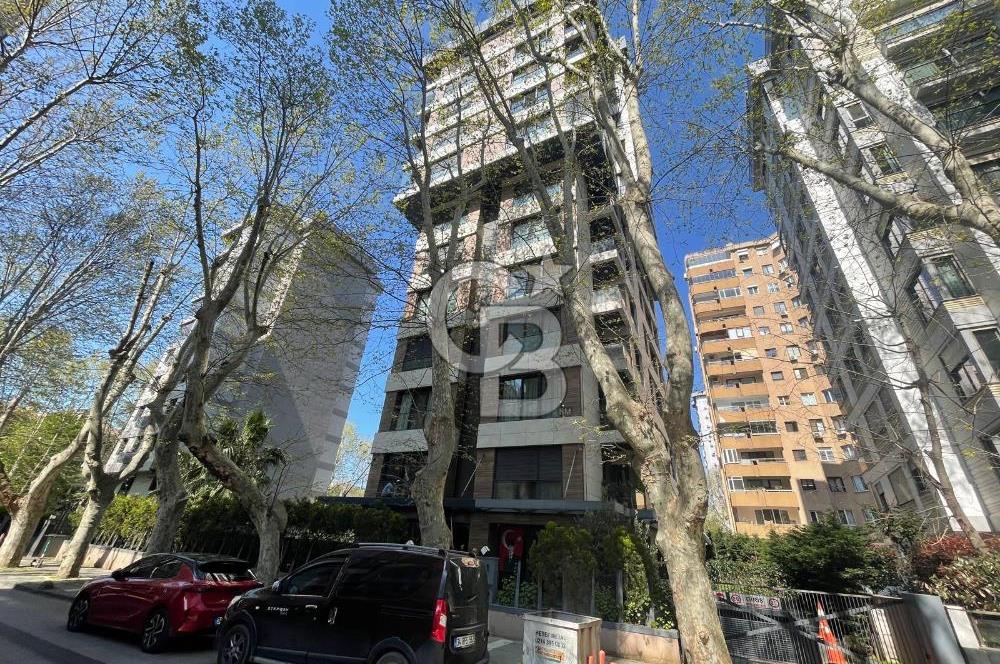 Suadiye Sahilde Havuzlu Binada SATILIK 3+1