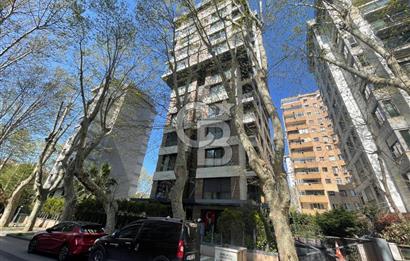 Suadiye Sahilde Havuzlu Binada SATILIK 3+1