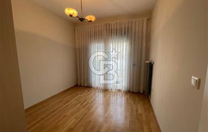 Suadiye Sahilde Havuzlu Binada SATILIK 3+1