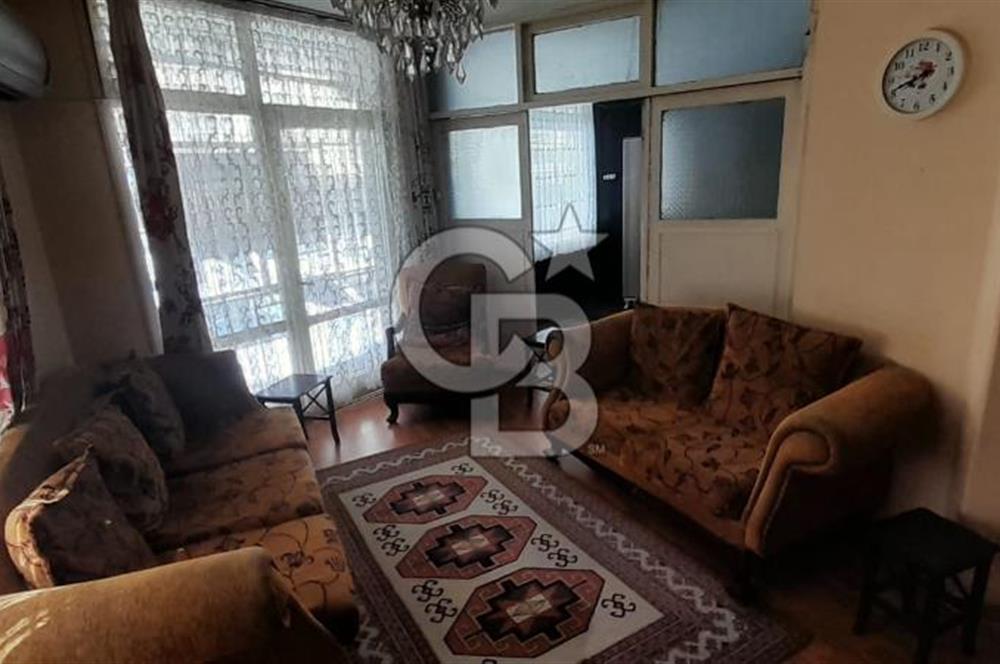 KARŞIYAKA SAHİL ARKASI 3+1 EŞYALI YÜKSEK ZEMİN DAİRE