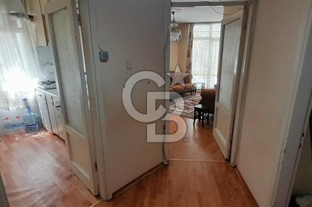 KARŞIYAKA SAHİL ARKASI 3+1 EŞYALI YÜKSEK ZEMİN DAİRE