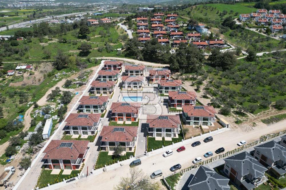 ÇANAKKALE MERKEZ BARBAROS ADLİYE BÖLGESİNDE SATILIK 3+1 VİLLA