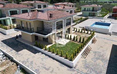 ÇANAKKALE MERKEZ BARBAROS ADLİYE BÖLGESİNDE SATILIK 3+1 VİLLA