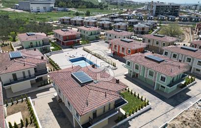 ÇANAKKALE MERKEZ BARBAROS ADLİYE BÖLGESİNDE SATILIK 3+1 VİLLA