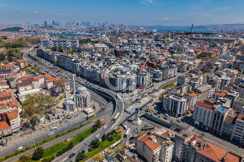 FATİH AKSARAY TRAMVAY DURAĞI KİRALIK TİCARİ BİNA