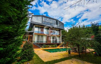 ÖMERLİ DE 1.100 m2 SATILIK MALİKANE