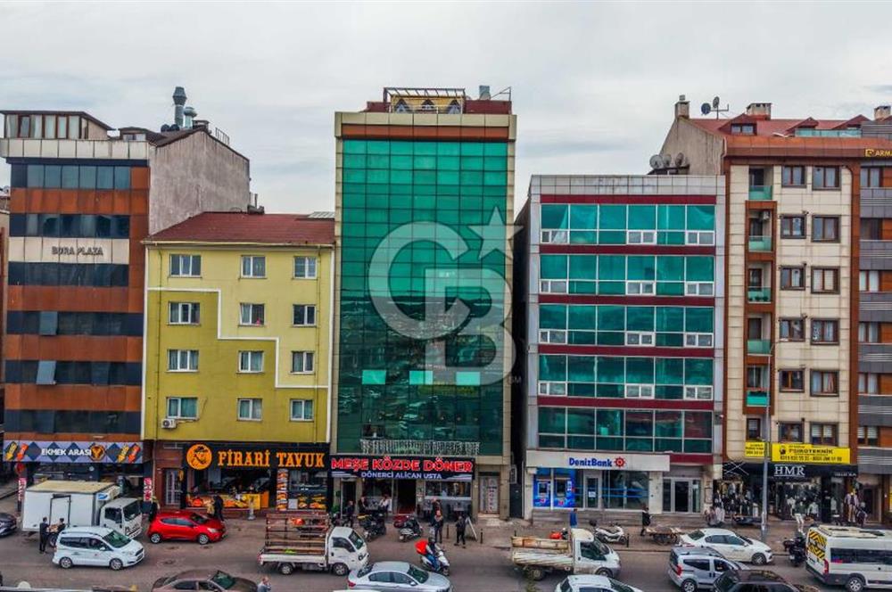 ALEMDAĞ CADDESİN DE 150 m2 KİRALIK PLAZA KATI 